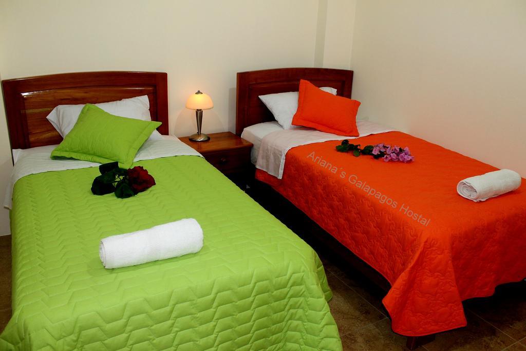 Ariana'S Galapagos Hostal Puerto Ayora  Kültér fotó