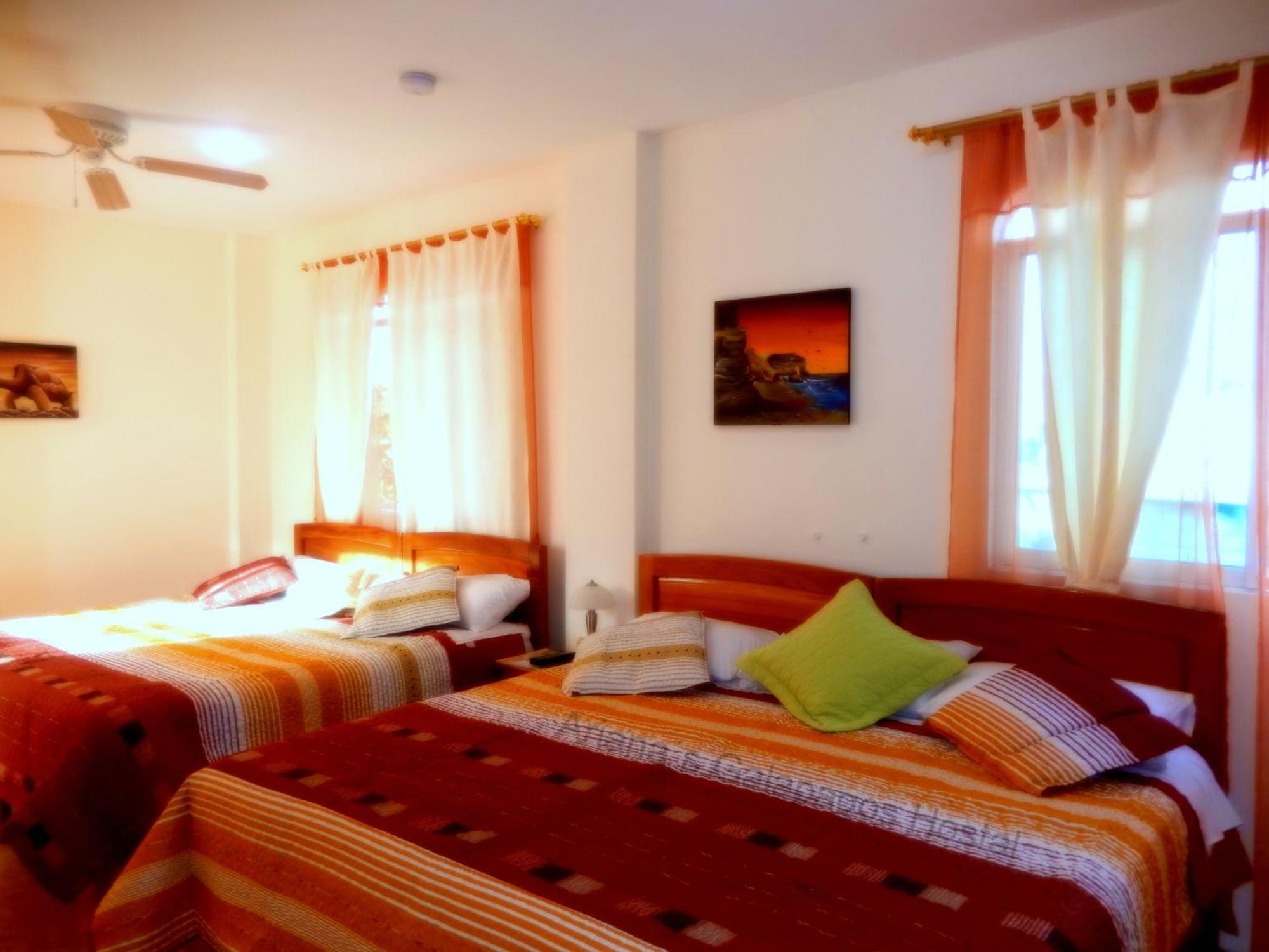 Ariana'S Galapagos Hostal Puerto Ayora  Kültér fotó