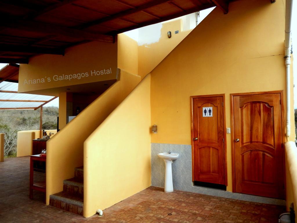 Ariana'S Galapagos Hostal Puerto Ayora  Kültér fotó