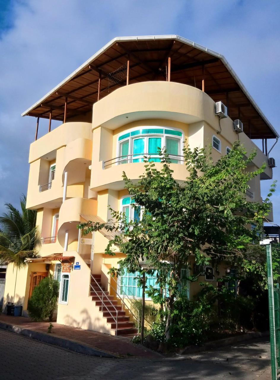 Ariana'S Galapagos Hostal Puerto Ayora  Kültér fotó